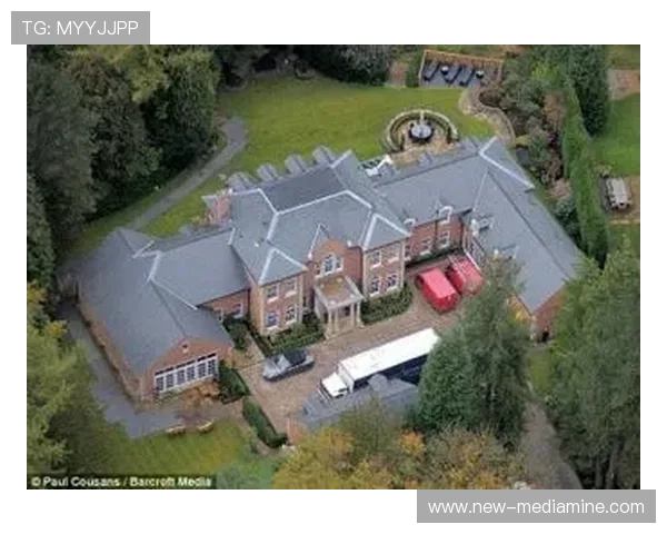 外国足球明星豪宅揭秘:奢华生活与独特设计的完美结合